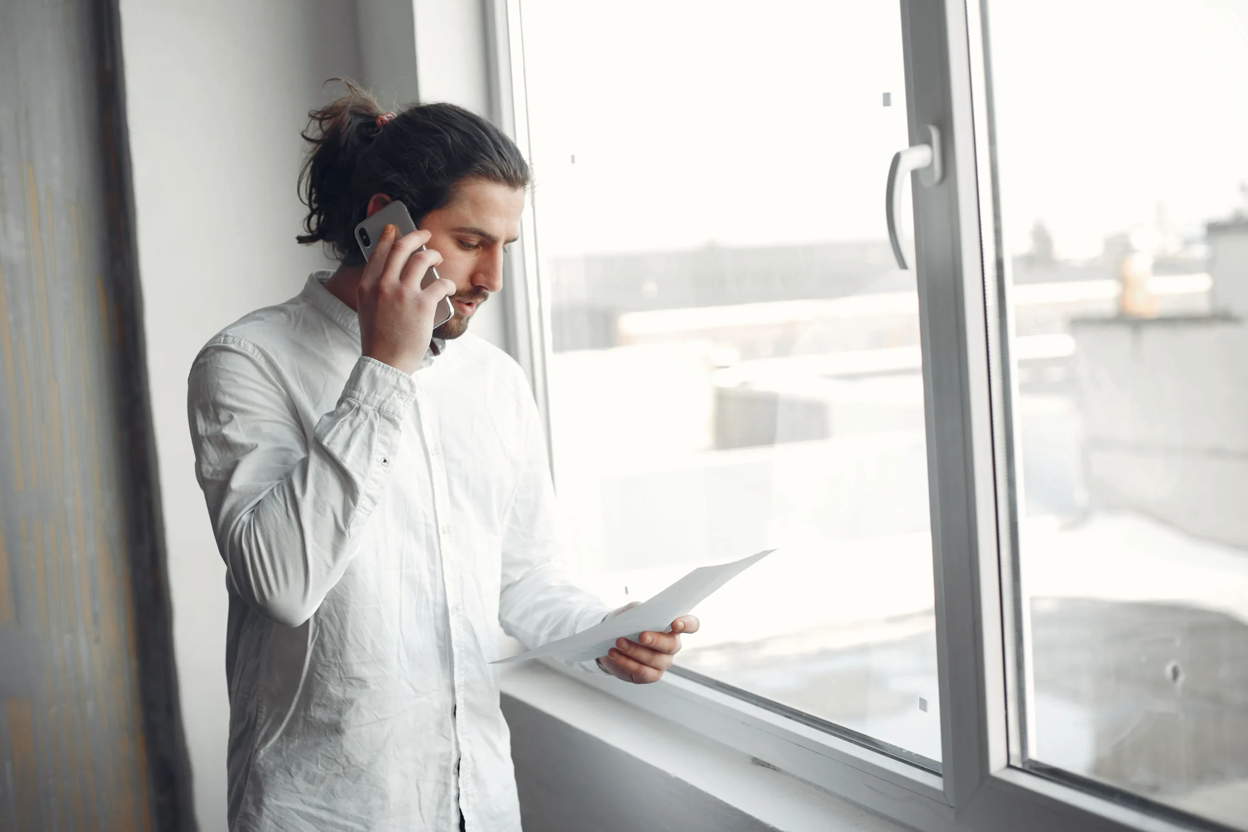 Support coordinator calling Therapia about a new referral.